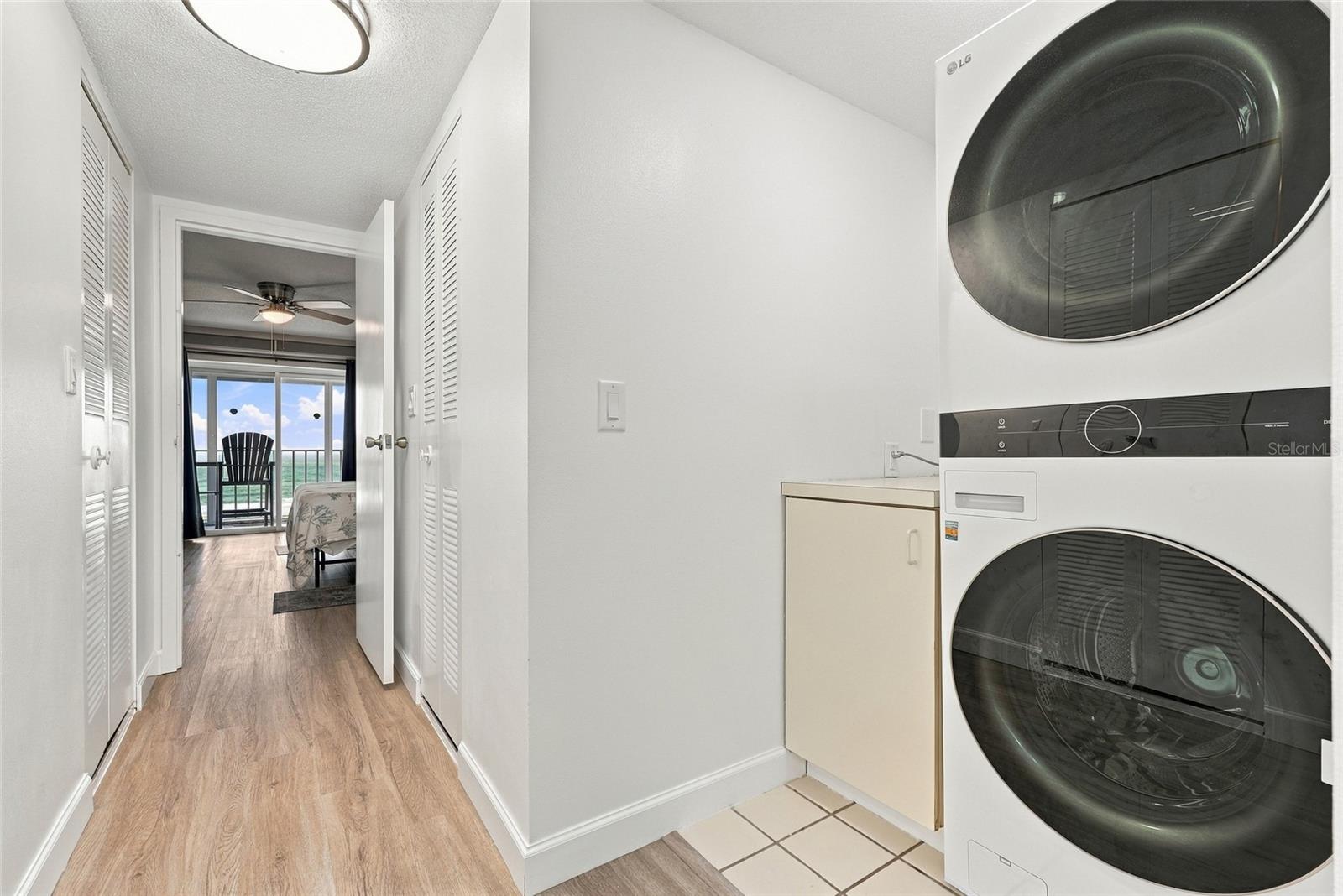 11000 GULF BOULEVARD, #1002, Treasure Island, FL 33706