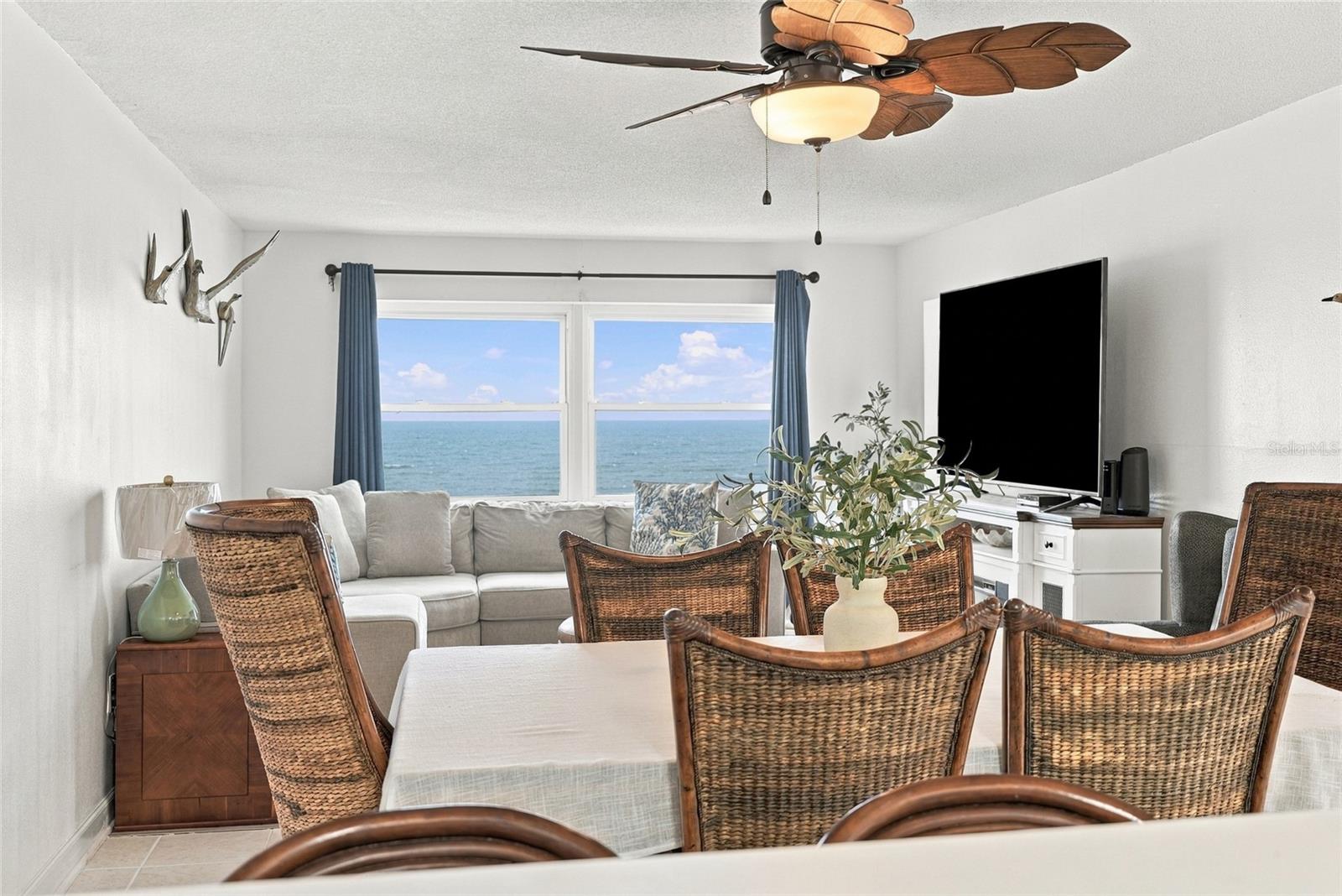 11000 GULF BOULEVARD, #1002, Treasure Island, FL 33706 11000 GULF BOULEVARD, #1002, Treasure Island, FL 33706