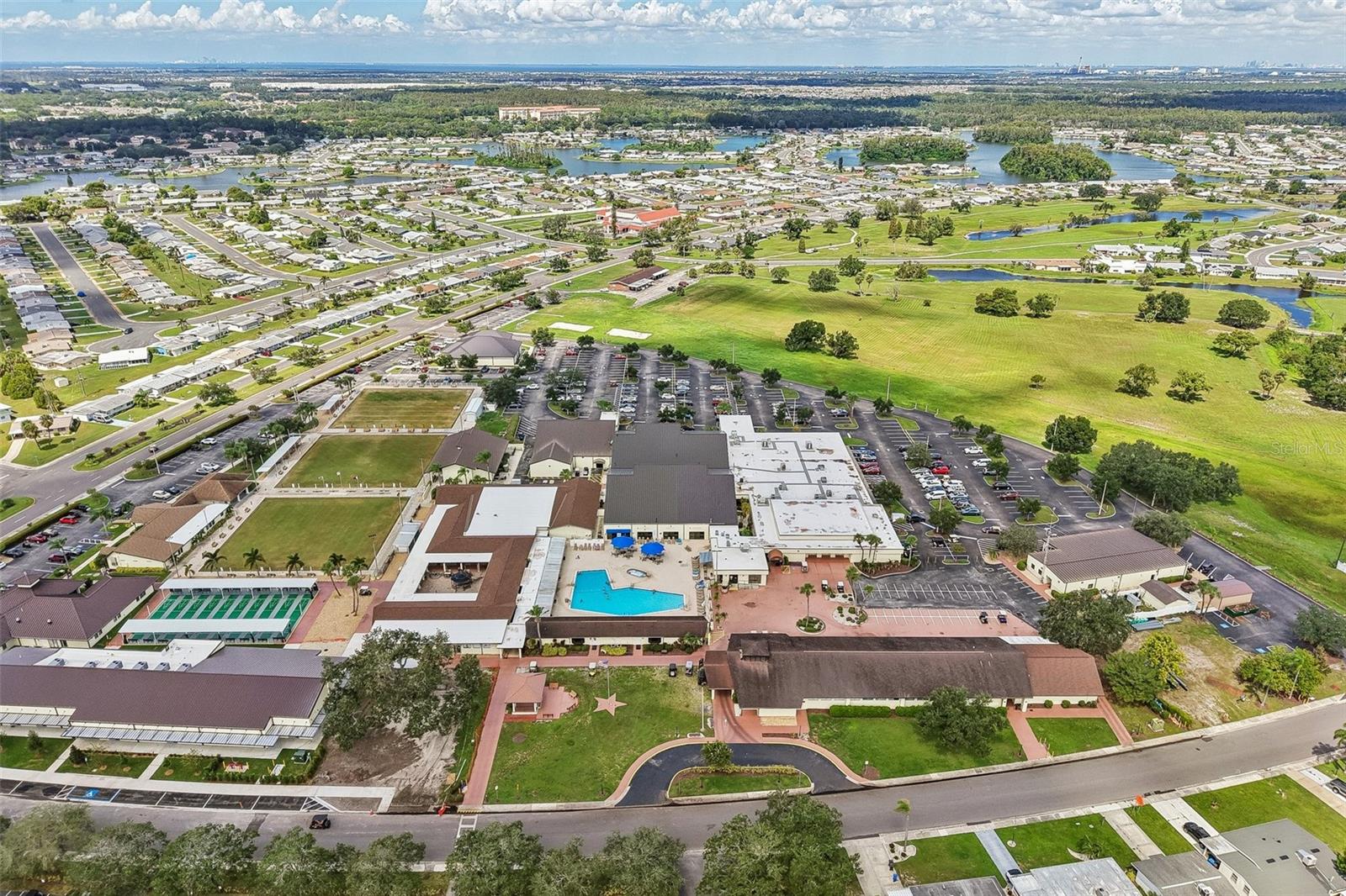 1806 PINEAPPLE PALM COURT, Sun City Center, FL 33573