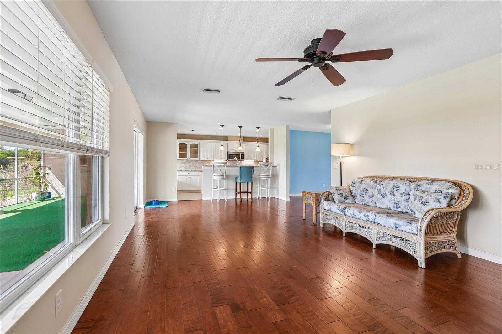 1806 PINEAPPLE PALM COURT, Sun City Center, FL 33573