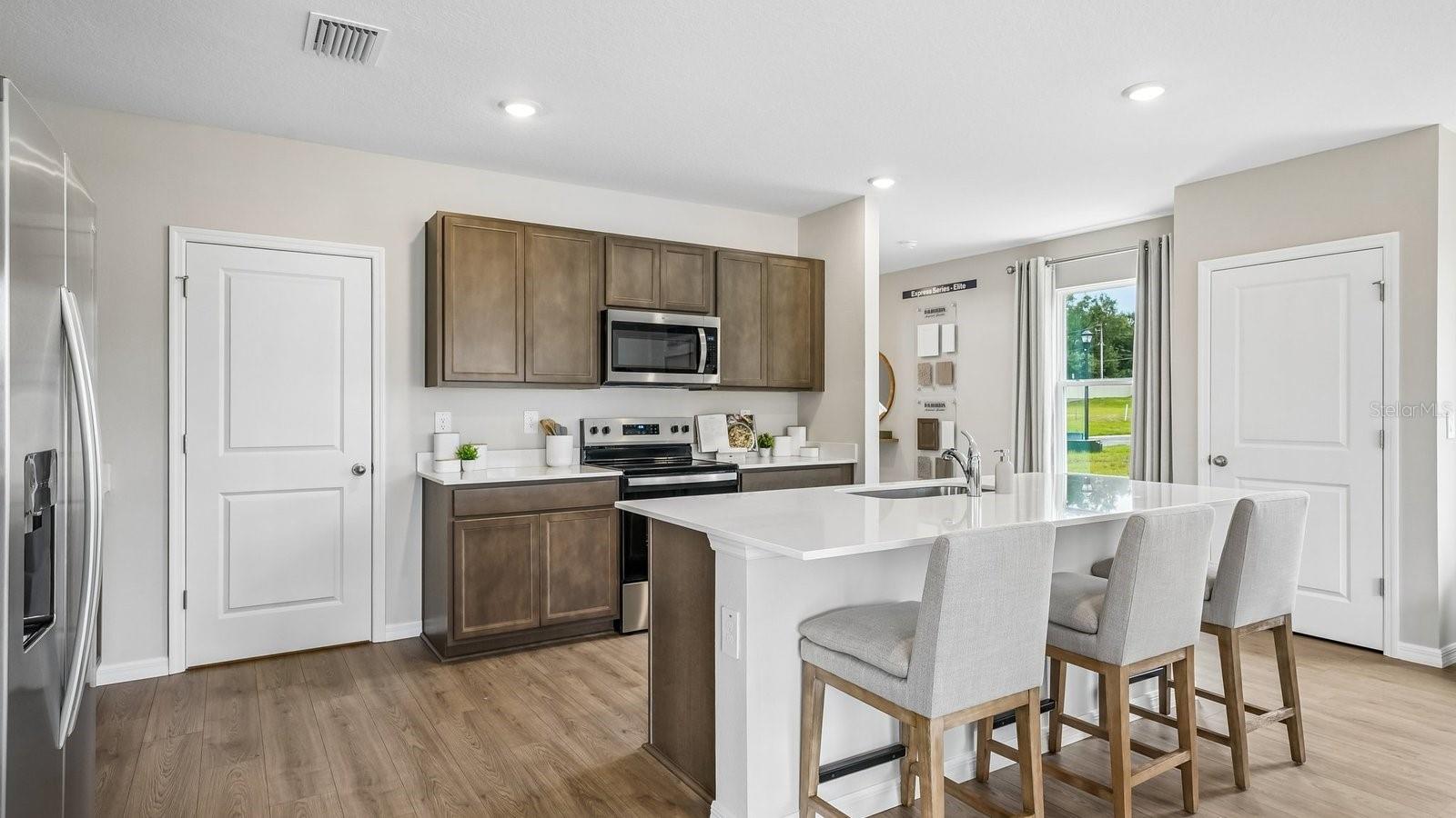 11421 MEMORIAL DRIVE, Brooksville, FL 34613