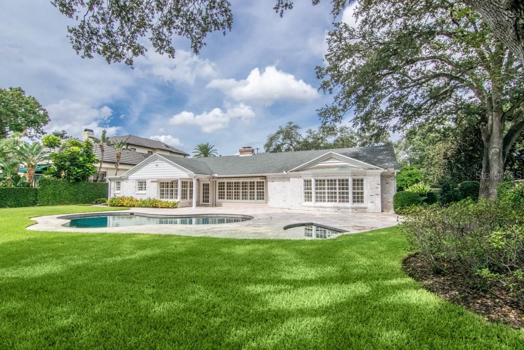 924 S GOLF VIEW STREET, Tampa, FL 33629
