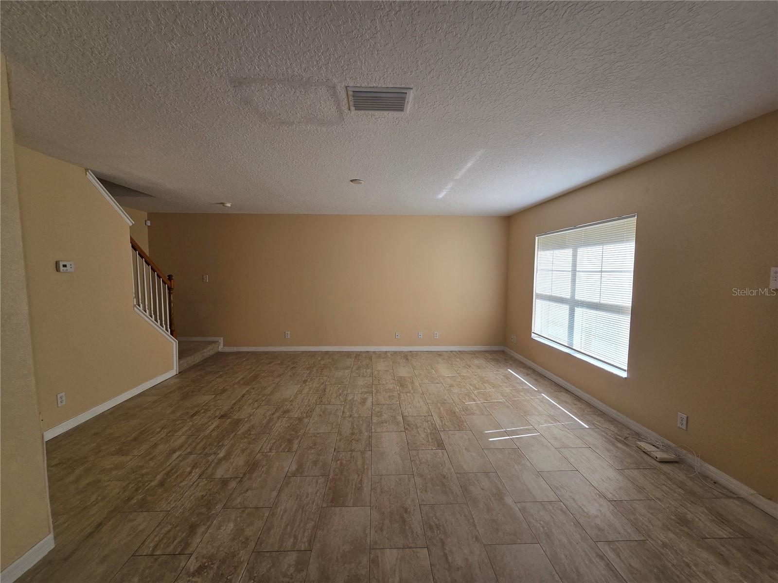 216 DRAW BRIDGE LANE, Valrico, FL 33594