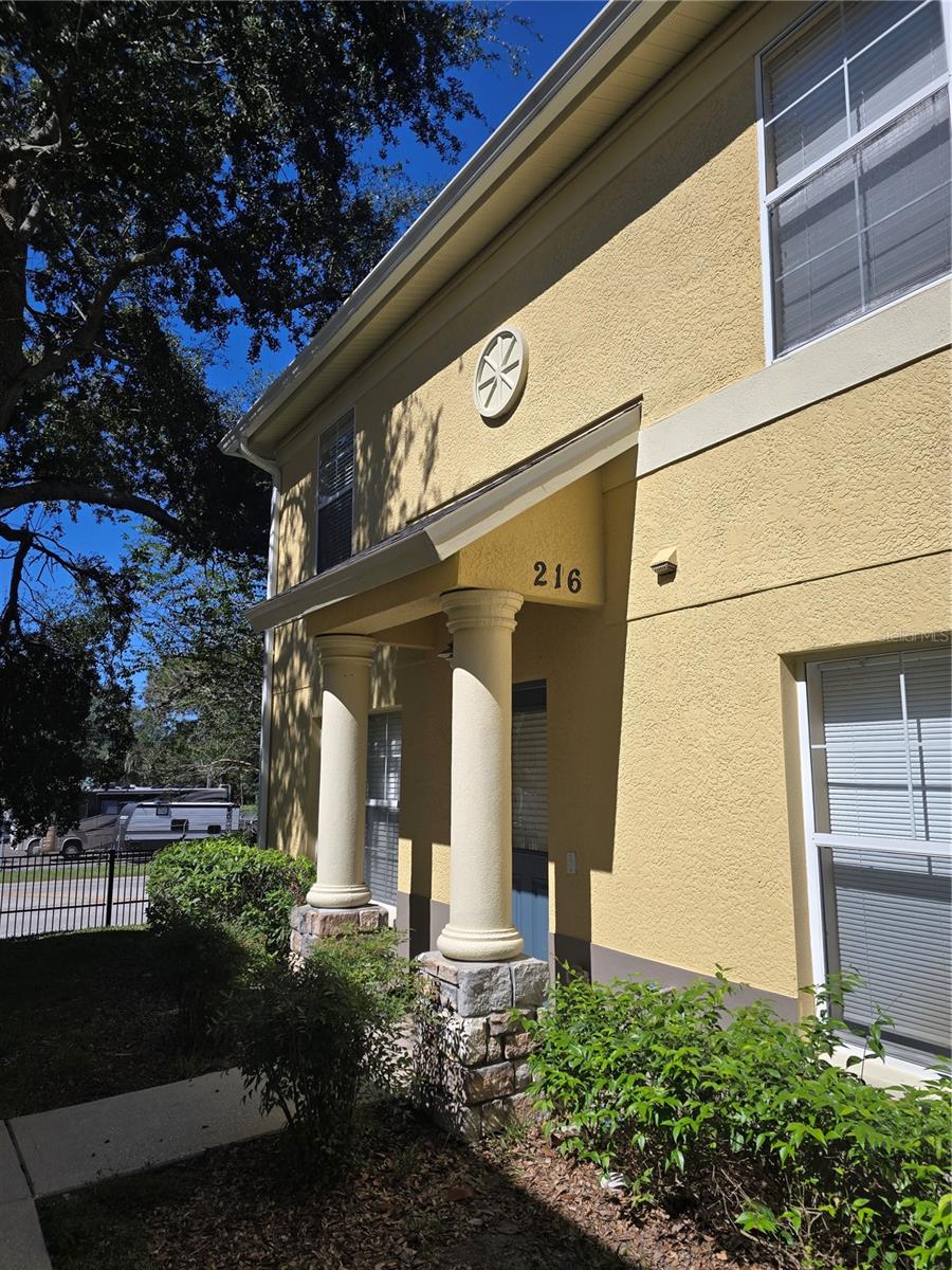 216 DRAW BRIDGE LANE, Valrico, FL 33594