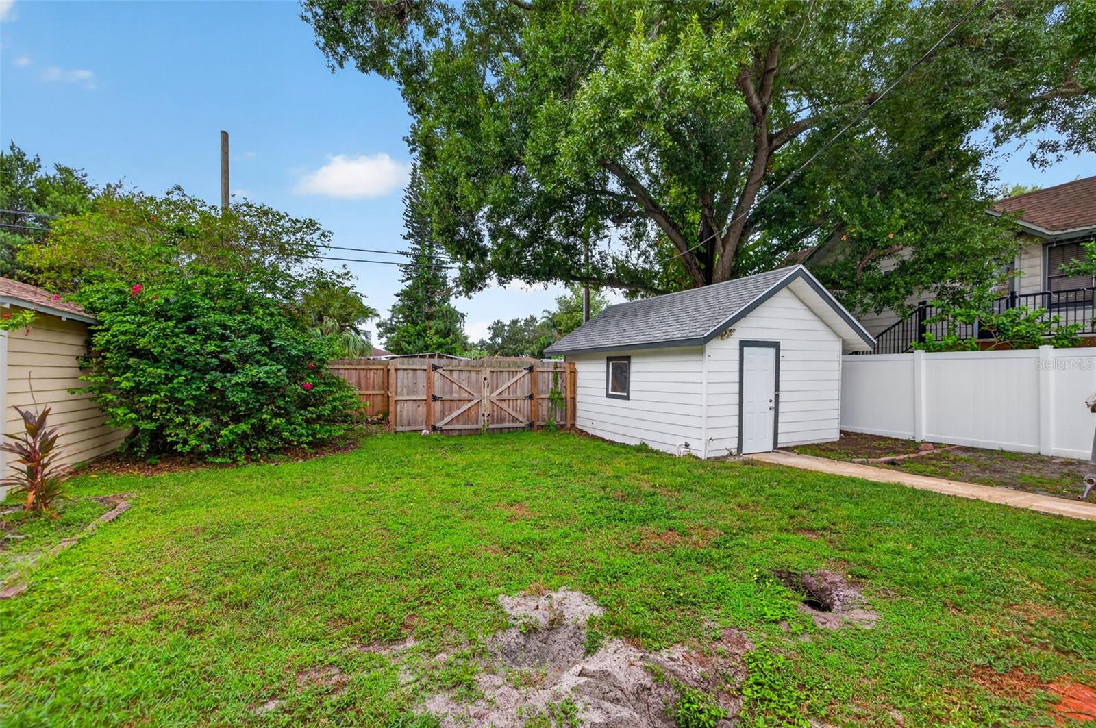 1666 21ST AVENUE N, St Petersburg, FL 33713