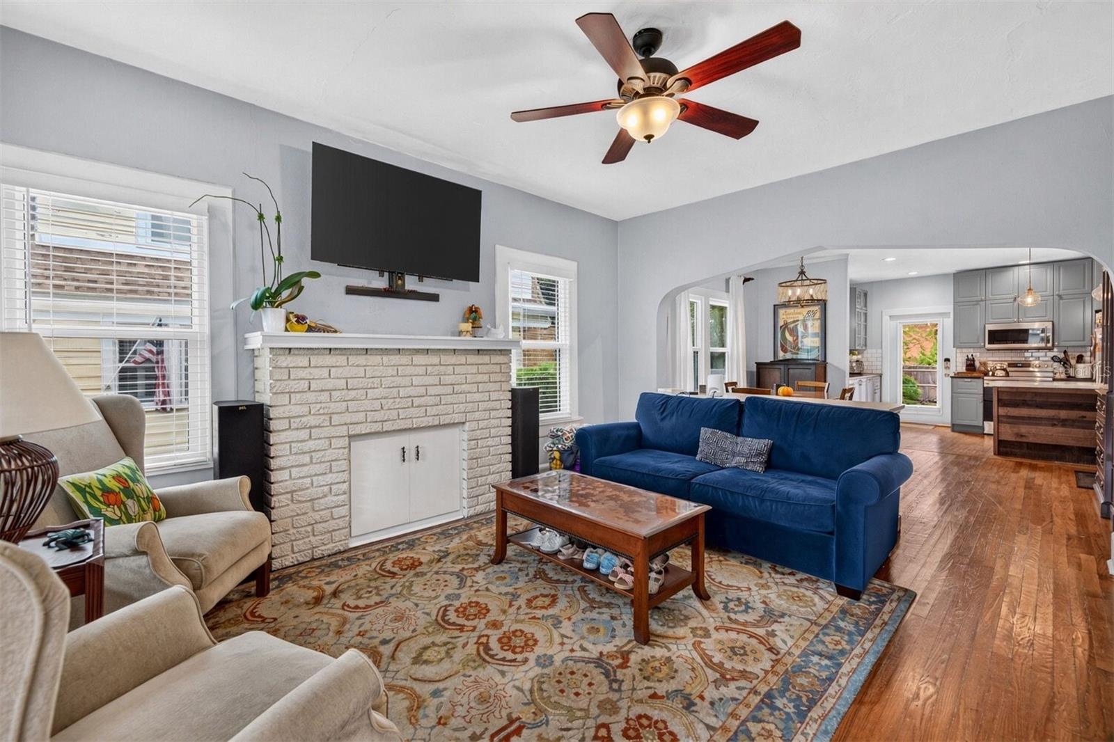 1666 21ST AVENUE N, St Petersburg, FL 33713