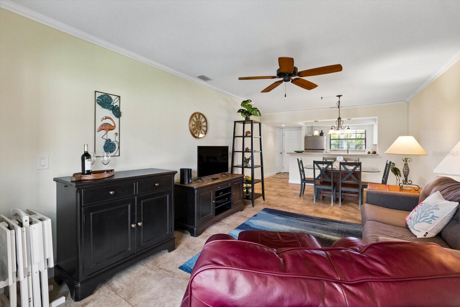 10190 IMPERIAL POINT DRIVE W, #24, Largo, FL 33774