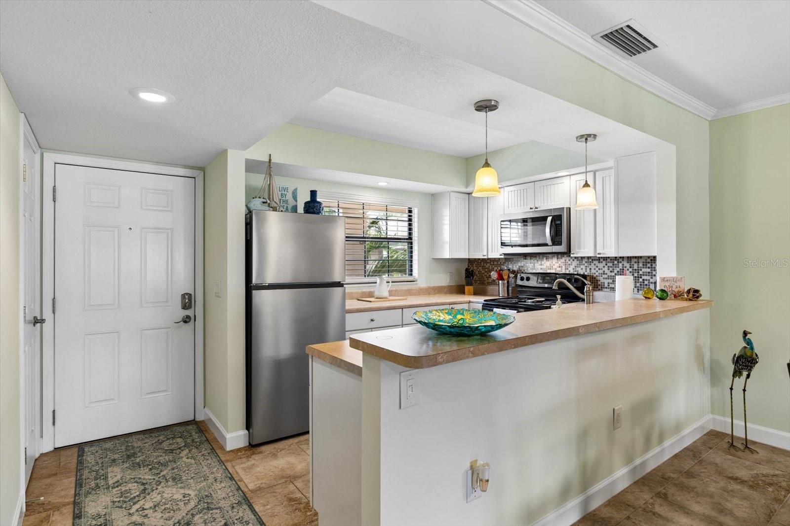 10190 IMPERIAL POINT DRIVE W, #24, Largo, FL 33774