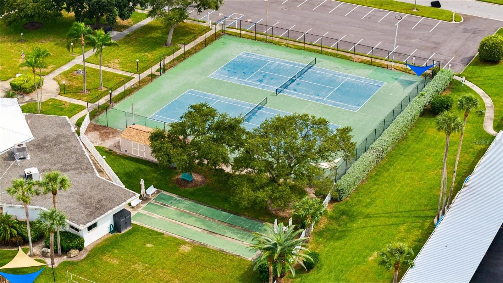 10190 IMPERIAL POINT DRIVE W, #24, Largo, FL 33774