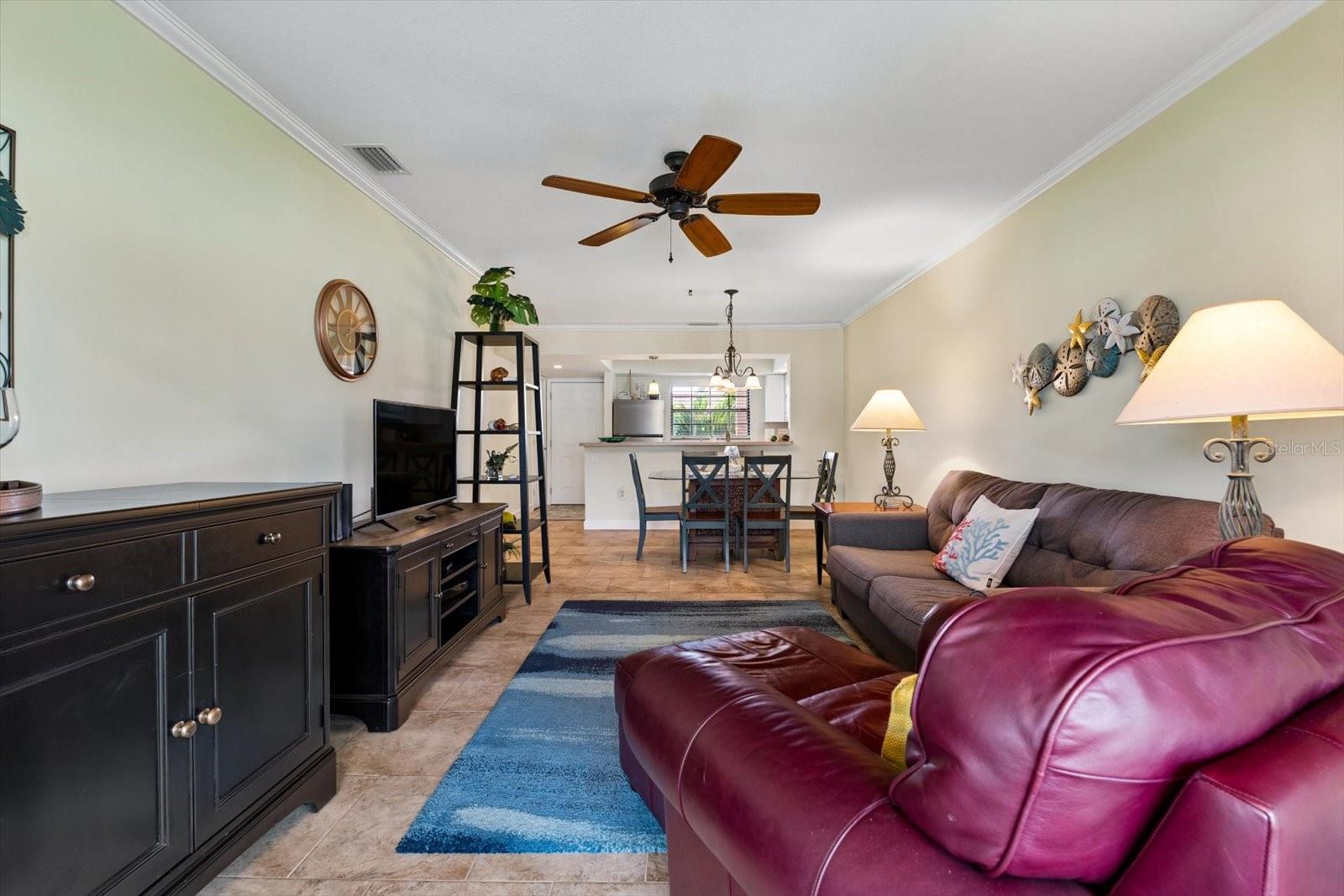 10190 IMPERIAL POINT DRIVE W, #24, Largo, FL 33774