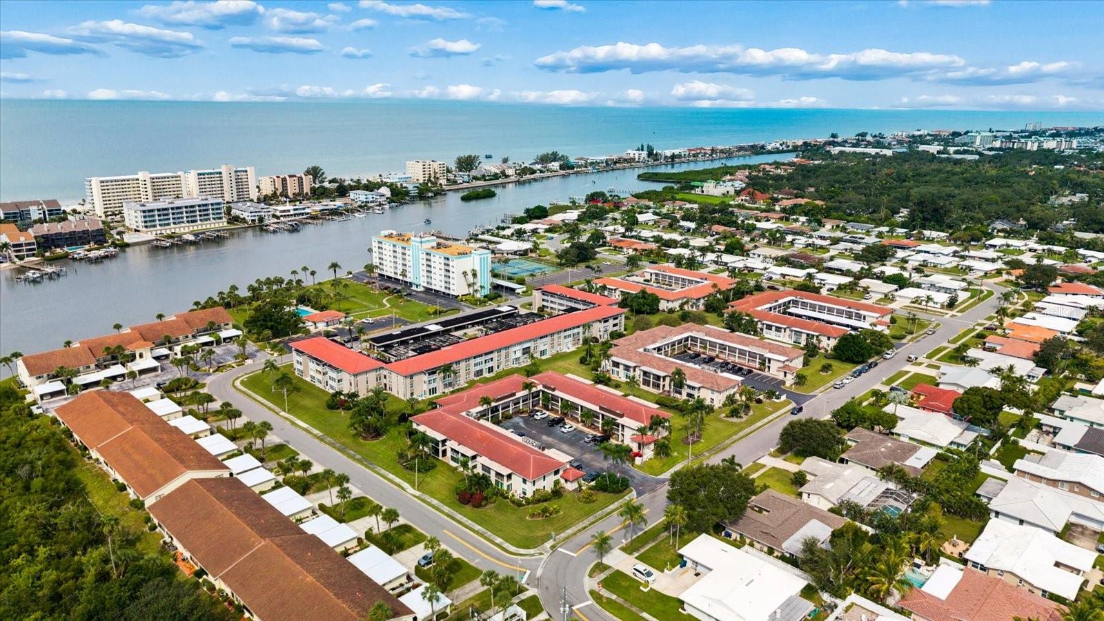 10190 IMPERIAL POINT DRIVE W, #24, Largo, FL 33774