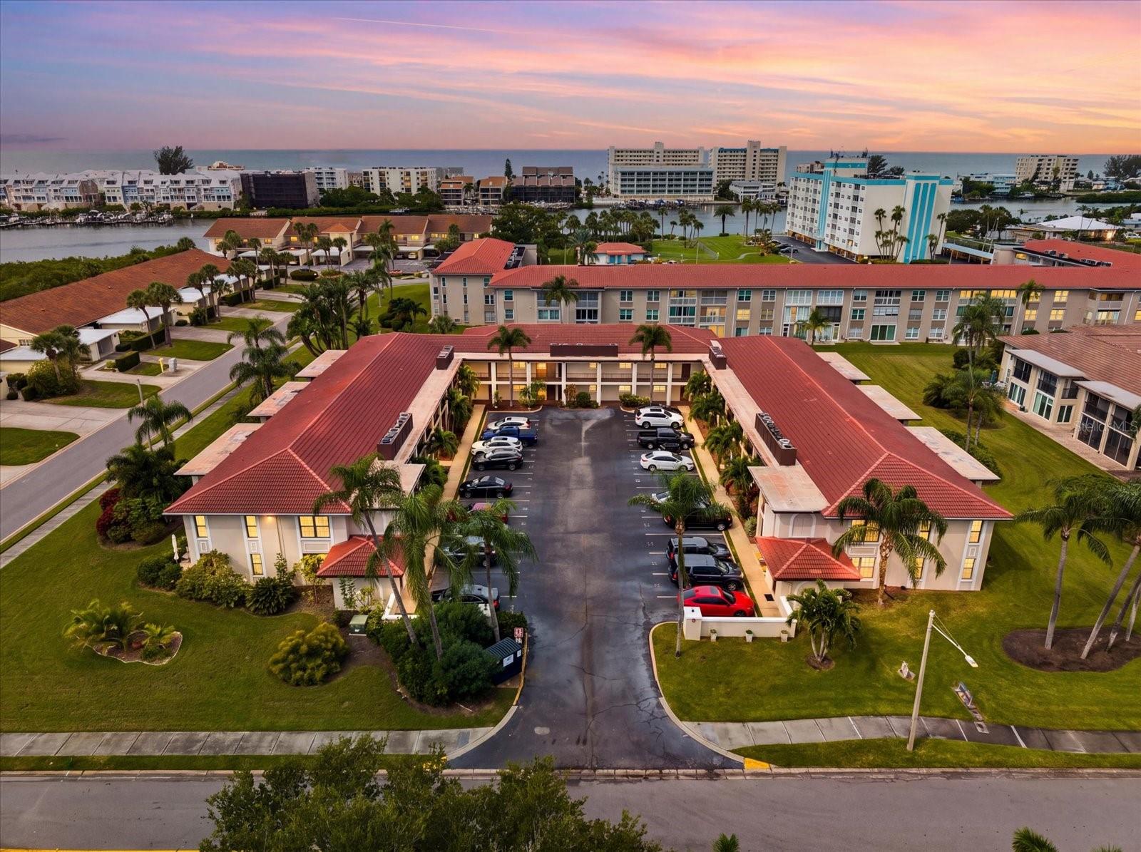 10190 IMPERIAL POINT DRIVE W, #24, Largo, FL 33774