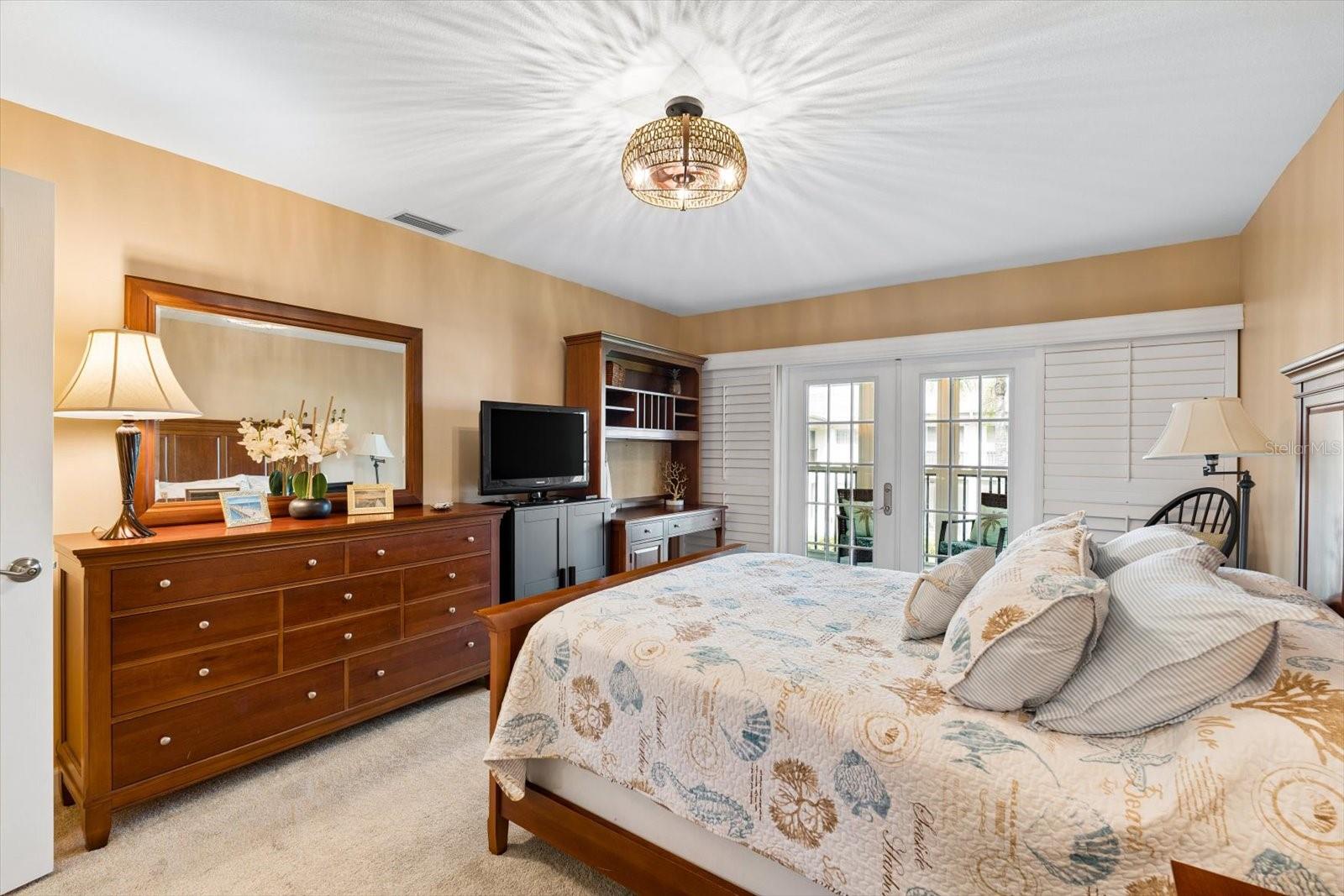 10190 IMPERIAL POINT DRIVE W, #24, Largo, FL 33774