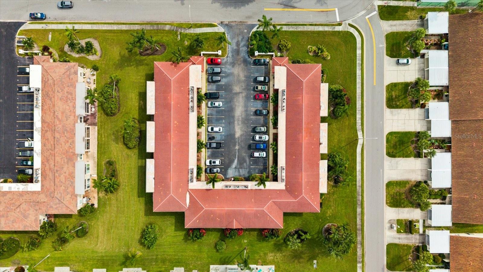 10190 IMPERIAL POINT DRIVE W, #24, Largo, FL 33774