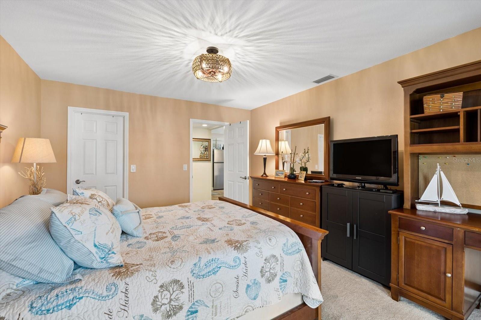 10190 IMPERIAL POINT DRIVE W, #24, Largo, FL 33774