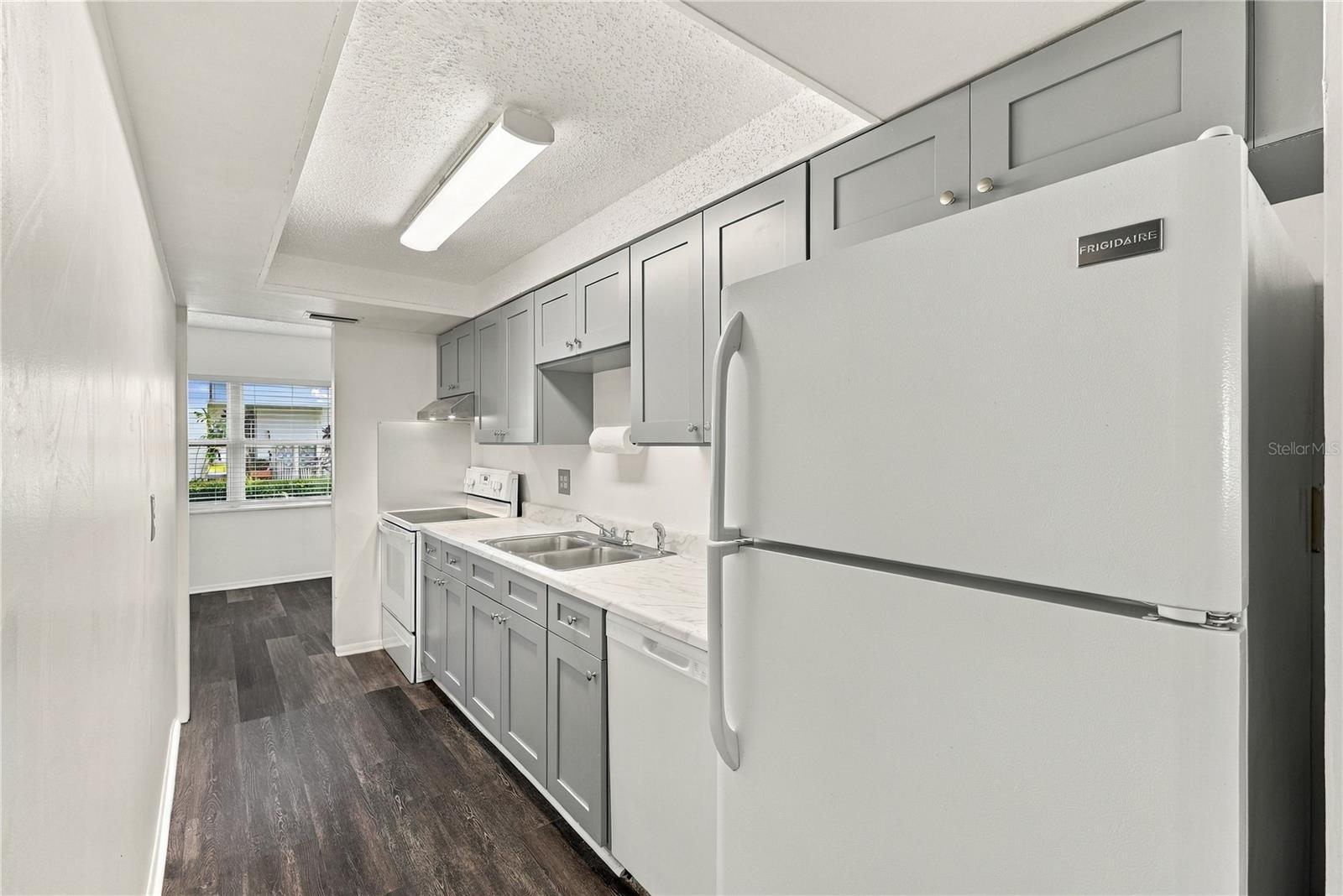 5060 76TH AVENUE N, #105, Pinellas Park, FL 33781