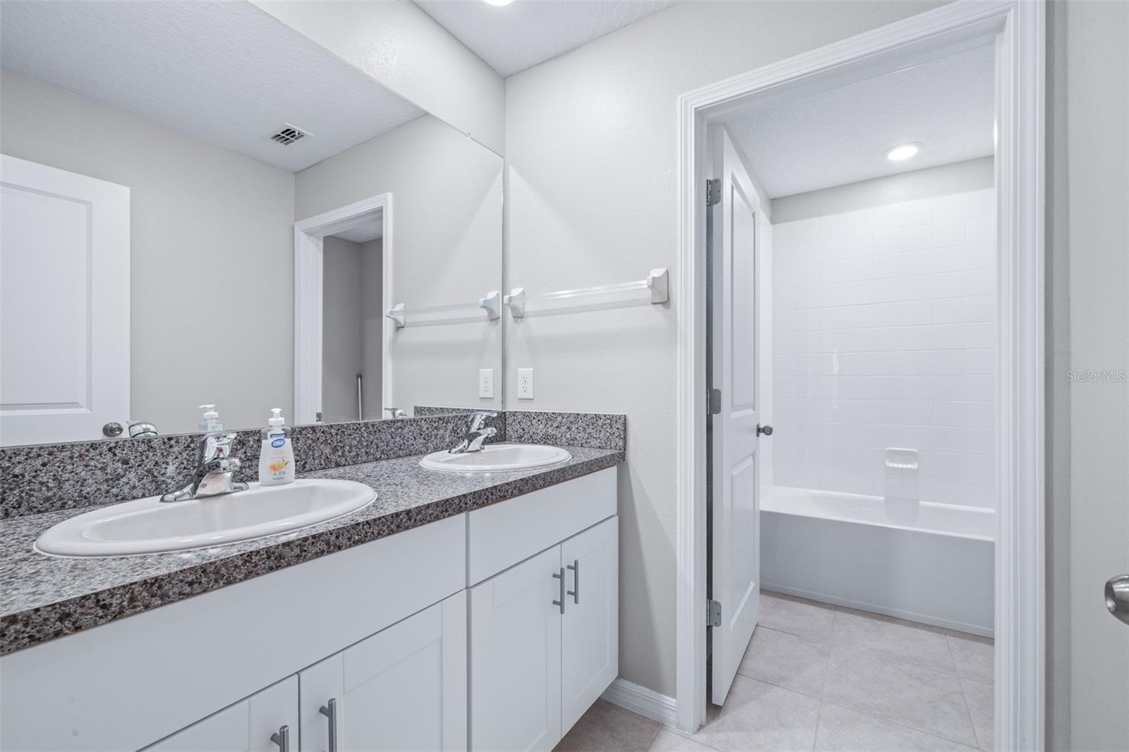 Full bath on 2nd floor