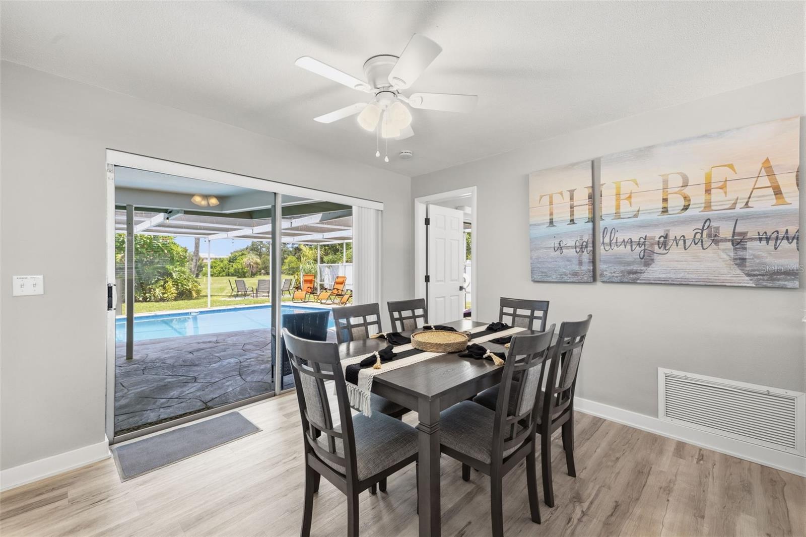 9542 OAKHURST ROAD, Seminole, FL 33776
