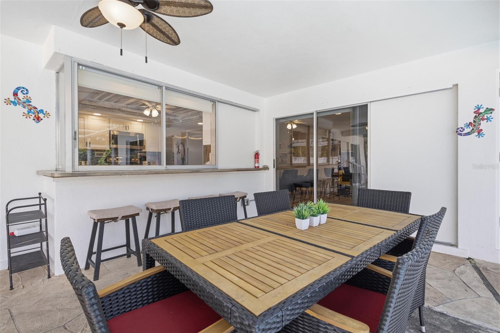 9542 OAKHURST ROAD, Seminole, FL 33776