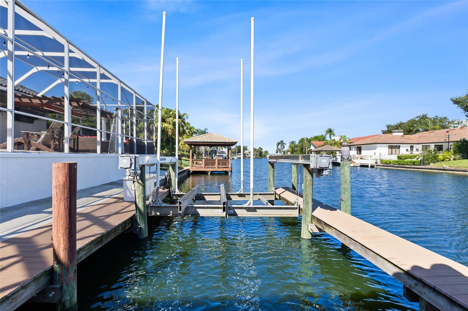 20,000 lb boat lift