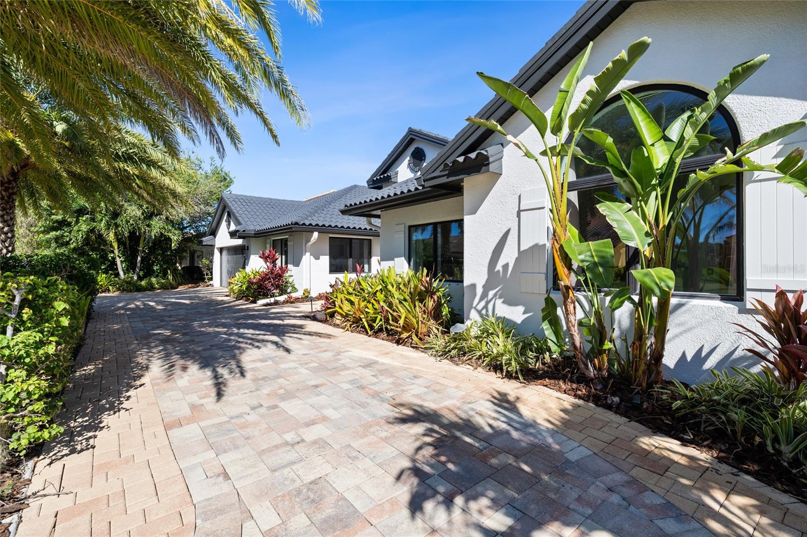 9805 COMPASS POINT WAY, Tampa, FL 33615 9805 COMPASS POINT WAY, Tampa, FL 33615