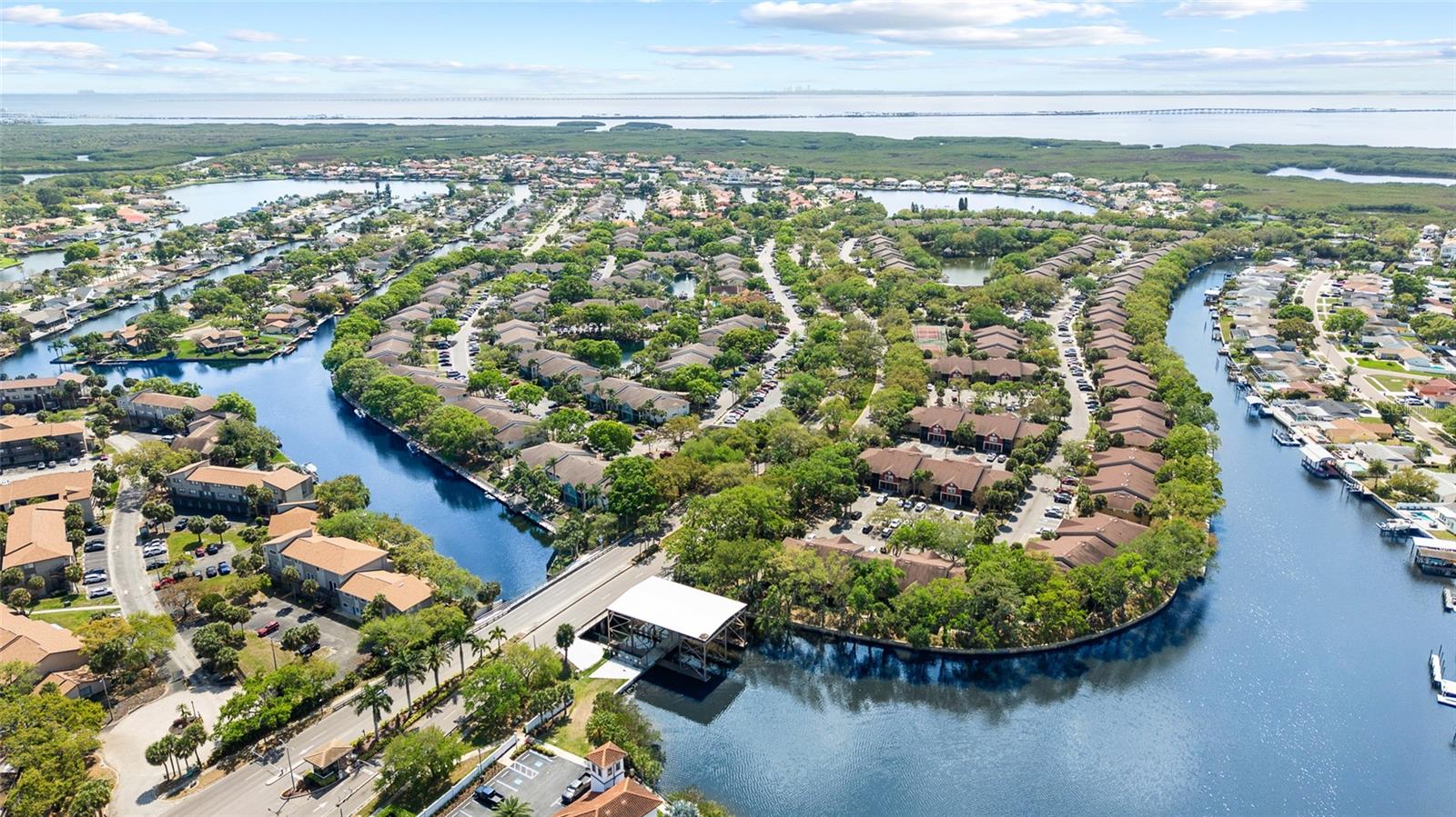 9805 COMPASS POINT WAY, Tampa, FL 33615