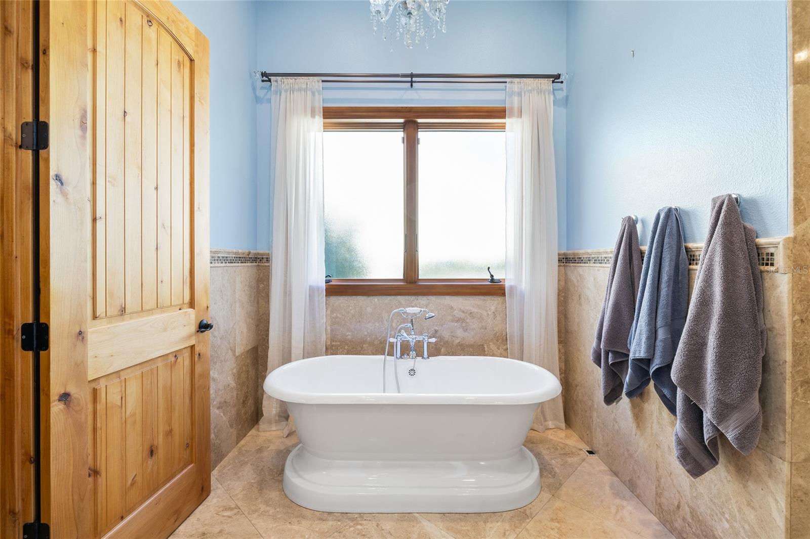 Ensuite master bathroom