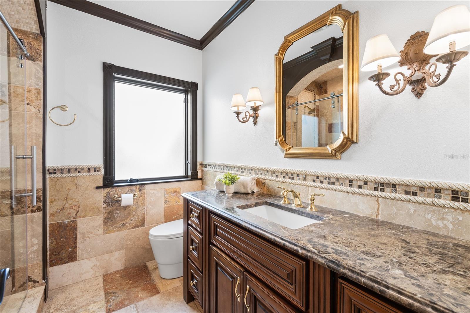 Ensuite bathroom 2