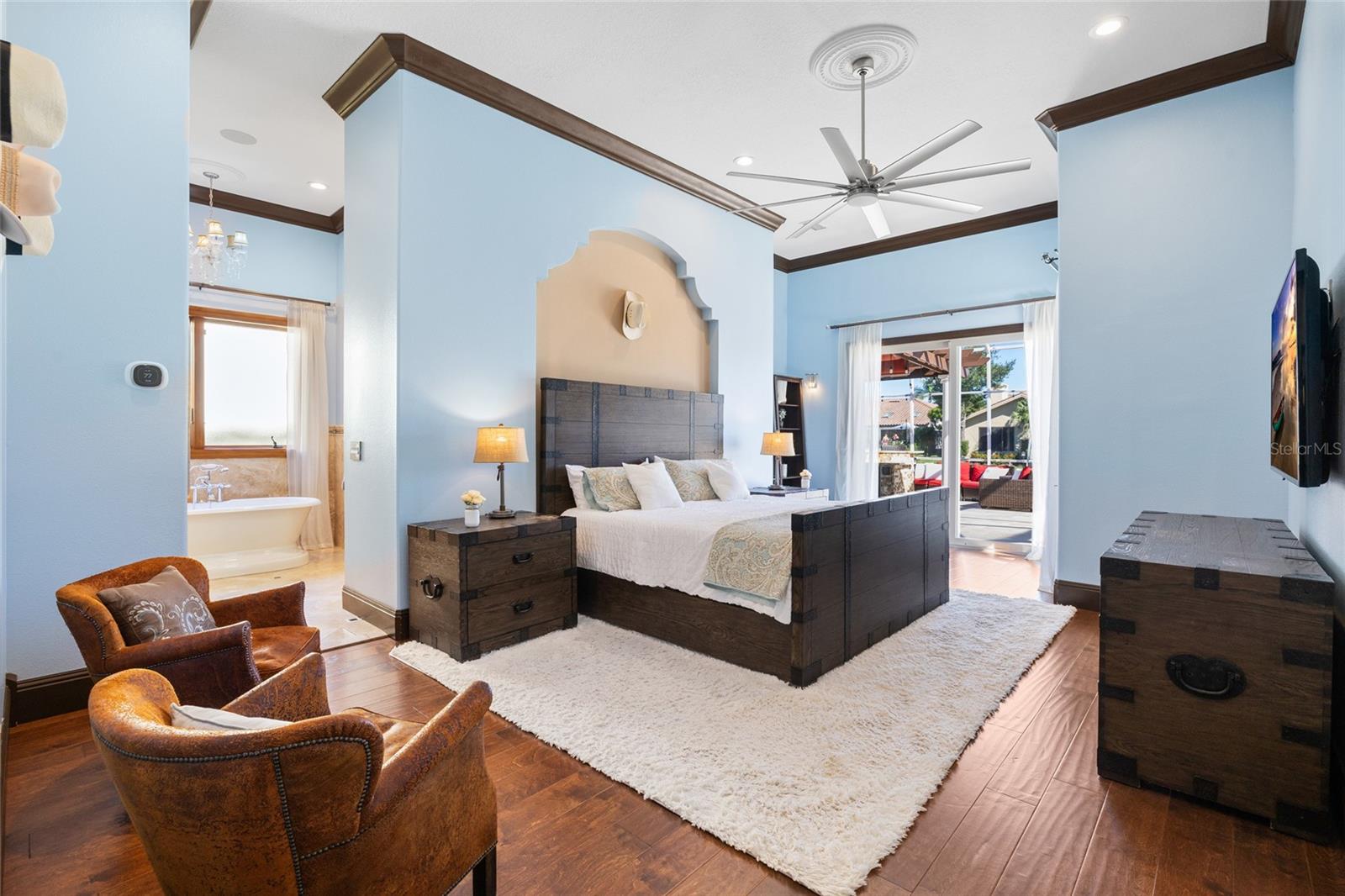 Master suite