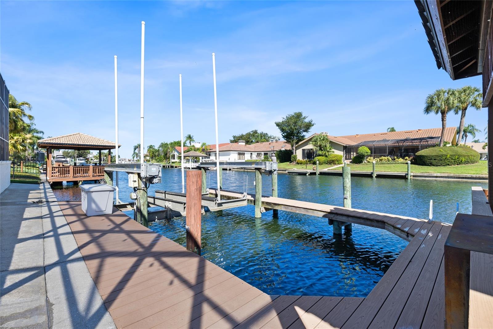 9805 COMPASS POINT WAY, Tampa, FL 33615