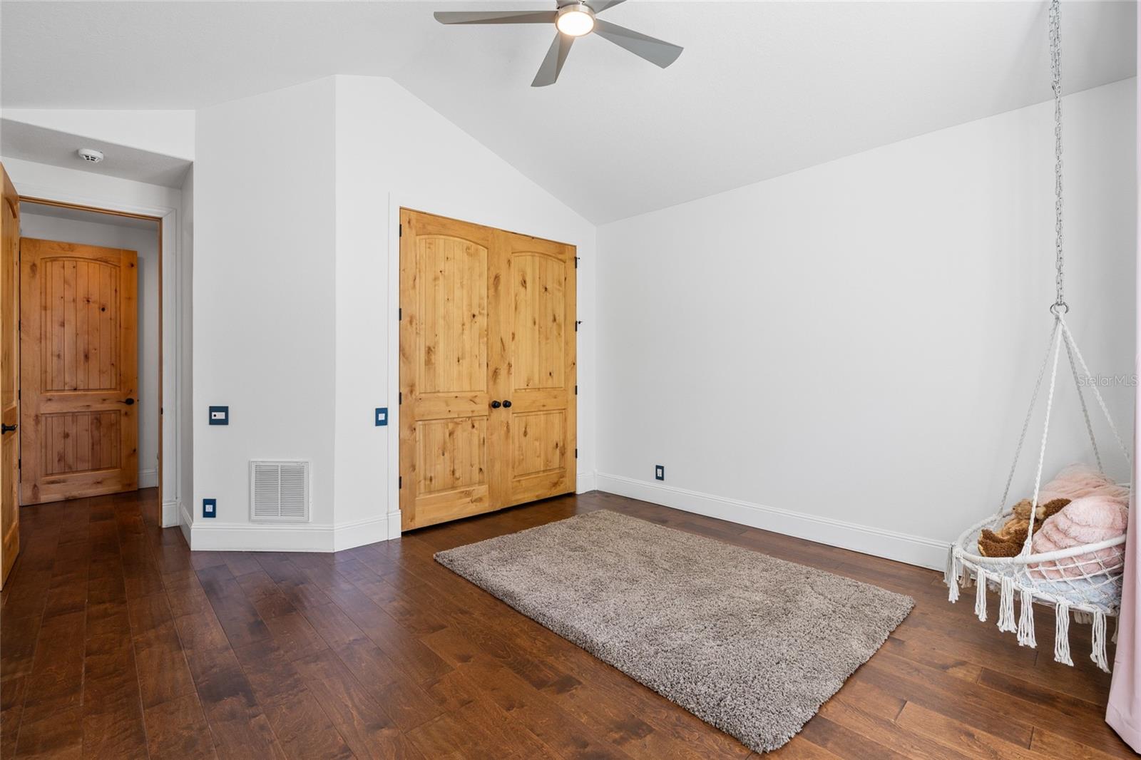 9805 COMPASS POINT WAY, Tampa, FL 33615