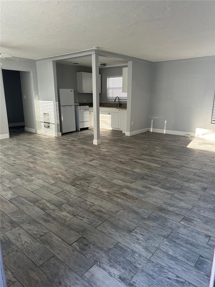 649 7TH AVENUE N, St Petersburg, FL 33701