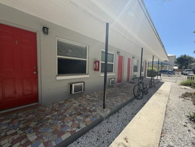 649 7TH AVENUE N, St Petersburg, FL 33701 649 7TH AVENUE N, St Petersburg, FL 33701