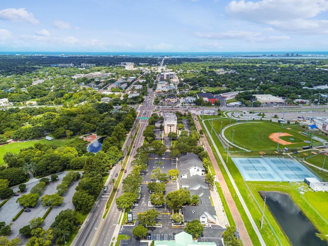 300 E BAY 2ND FLOOR - E DRIVE, Largo, FL 33770 300 E BAY 2ND FLOOR - E DRIVE, Largo, FL 33770
