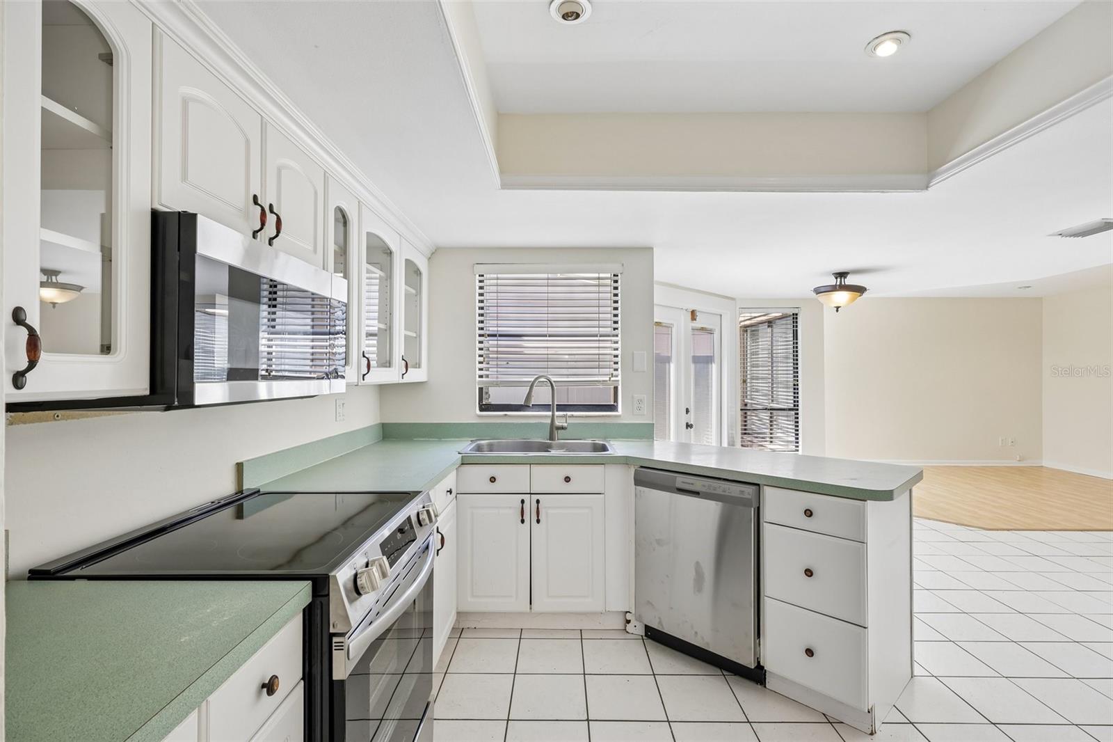 16148 GARDENDALE DRIVE, Tampa, FL 33624