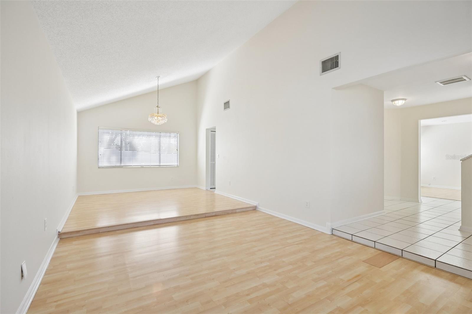 Living Room/DIning Room