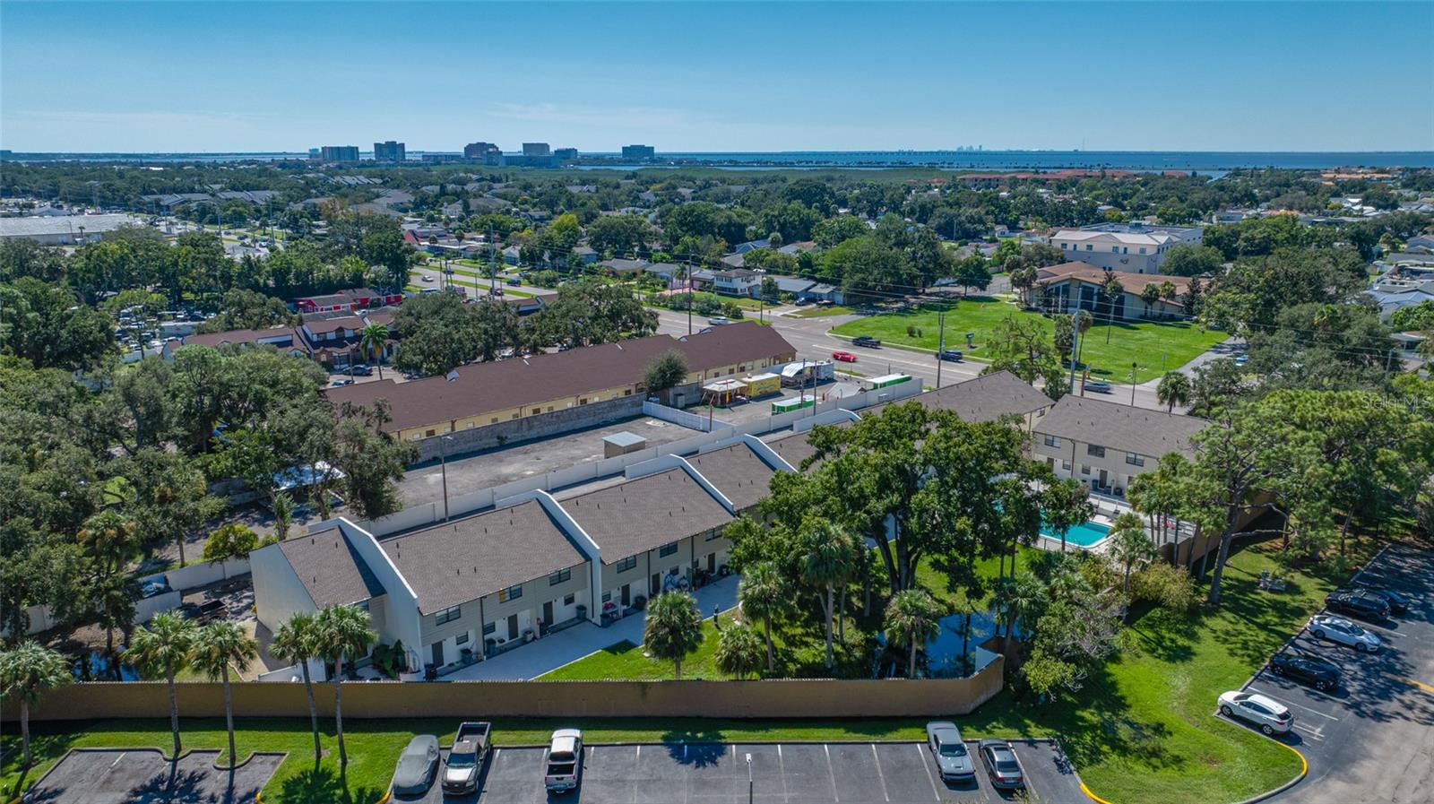 6119 MEMORIAL HIGHWAY, #20, Tampa, FL 33615