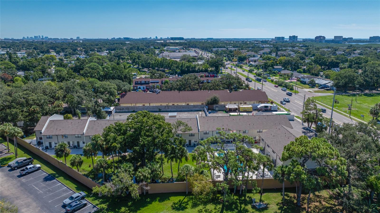 6119 MEMORIAL HIGHWAY, #20, Tampa, FL 33615