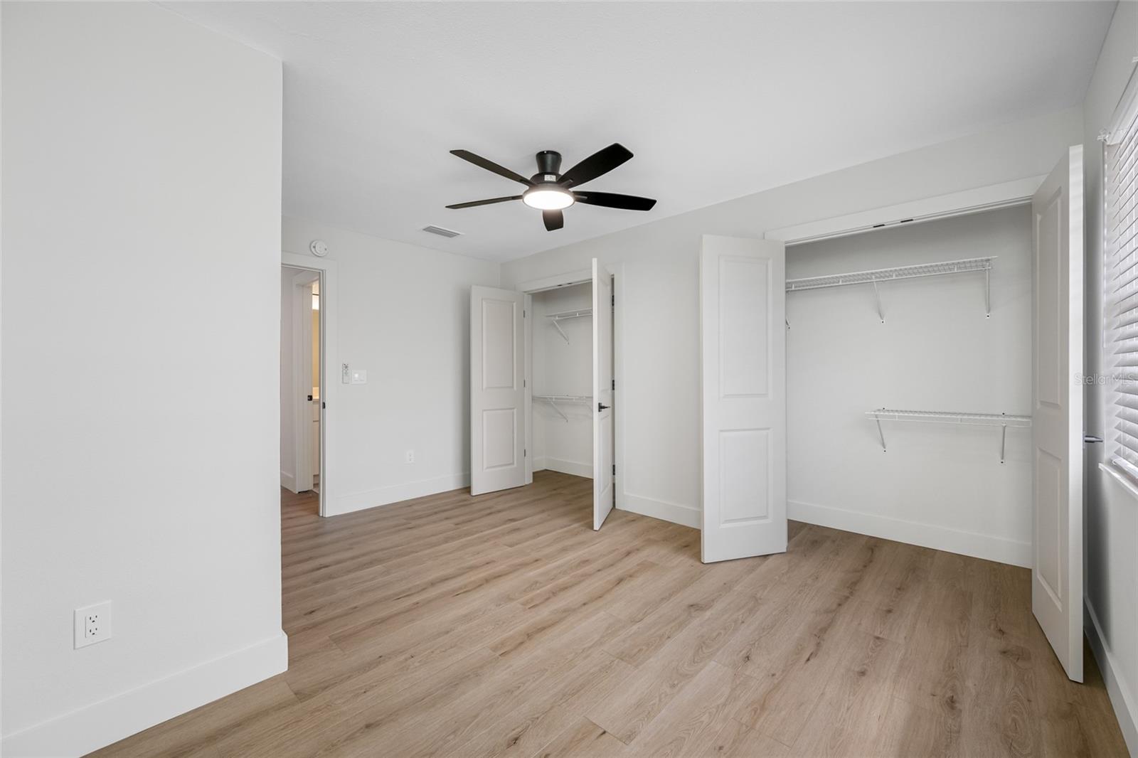 6119 MEMORIAL HIGHWAY, #20, Tampa, FL 33615