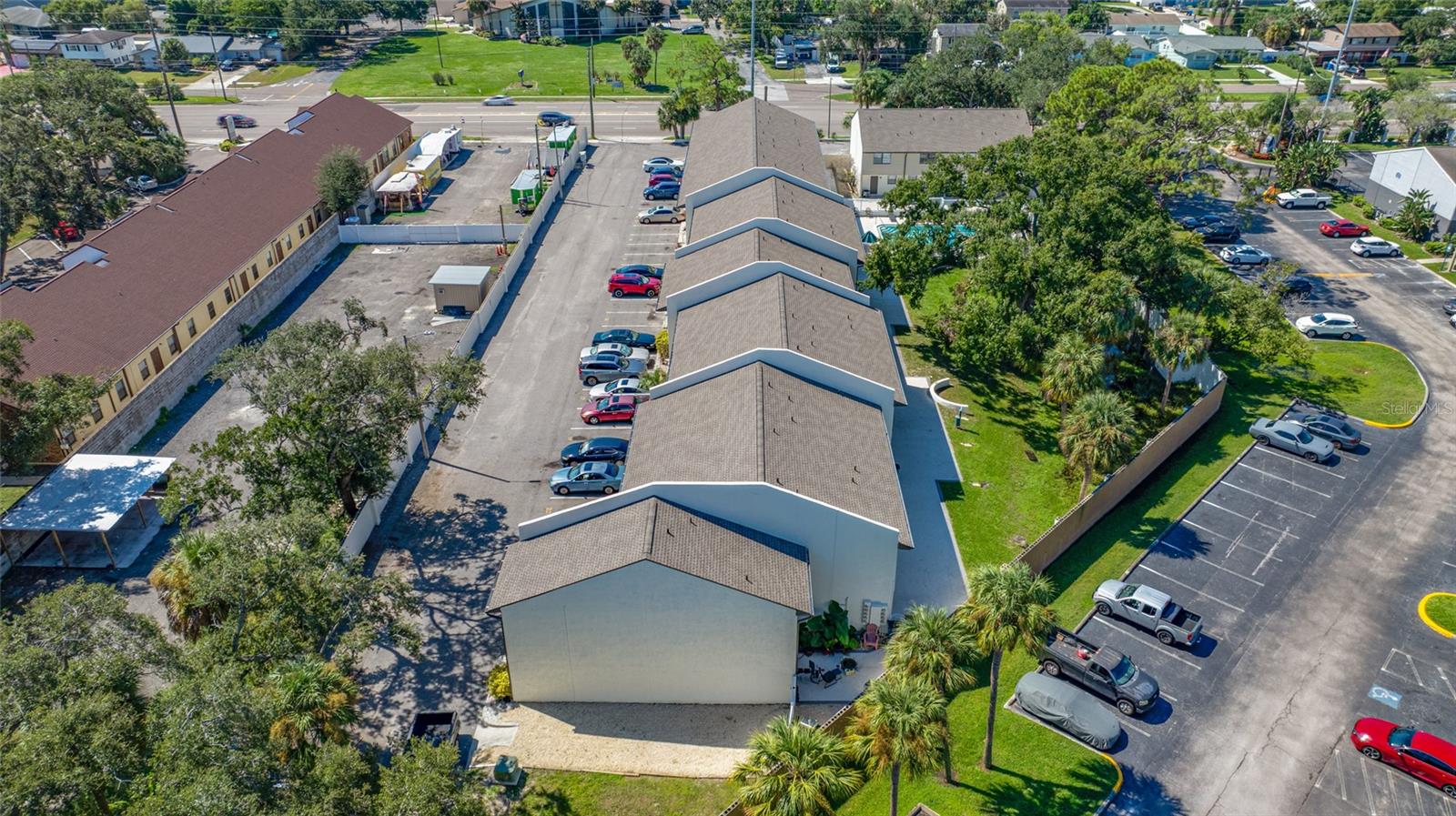 6119 MEMORIAL HIGHWAY, #20, Tampa, FL 33615