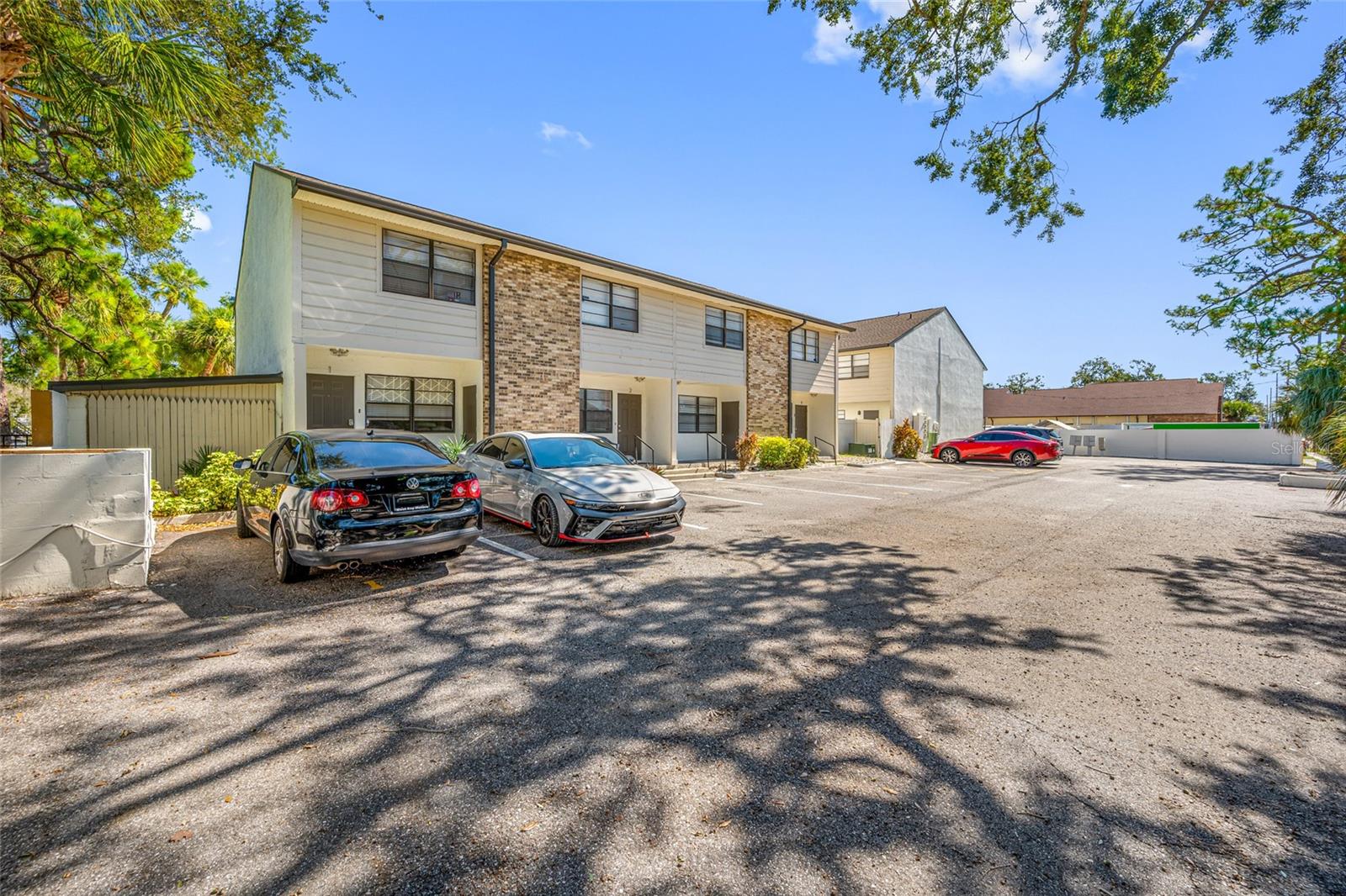 6119 MEMORIAL HIGHWAY, #20, Tampa, FL 33615