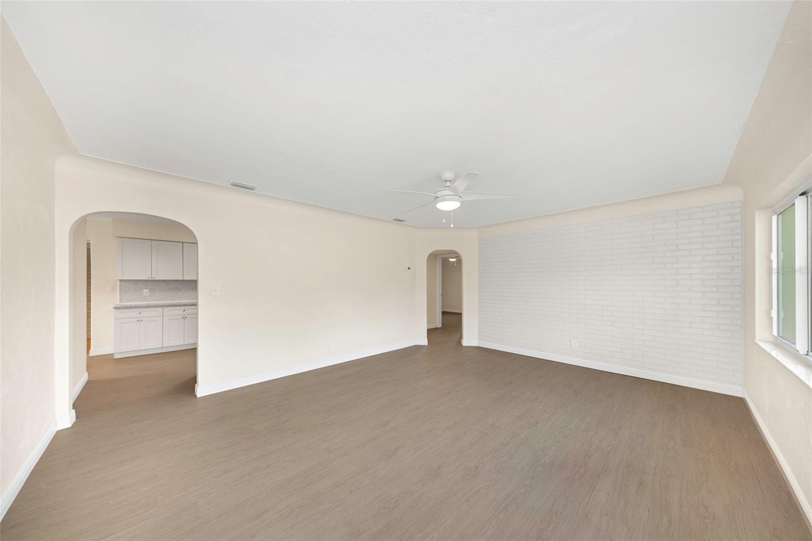 4450 13TH AVENUE S, St Petersburg, FL 33711