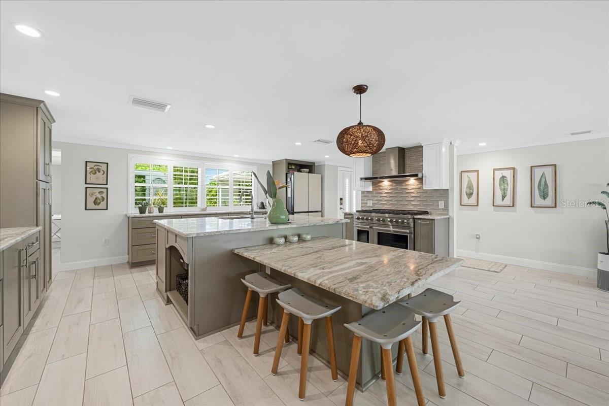 5448 PILOTS PLACE, New Port Richey, FL 34652 5448 PILOTS PLACE, New Port Richey, FL 34652