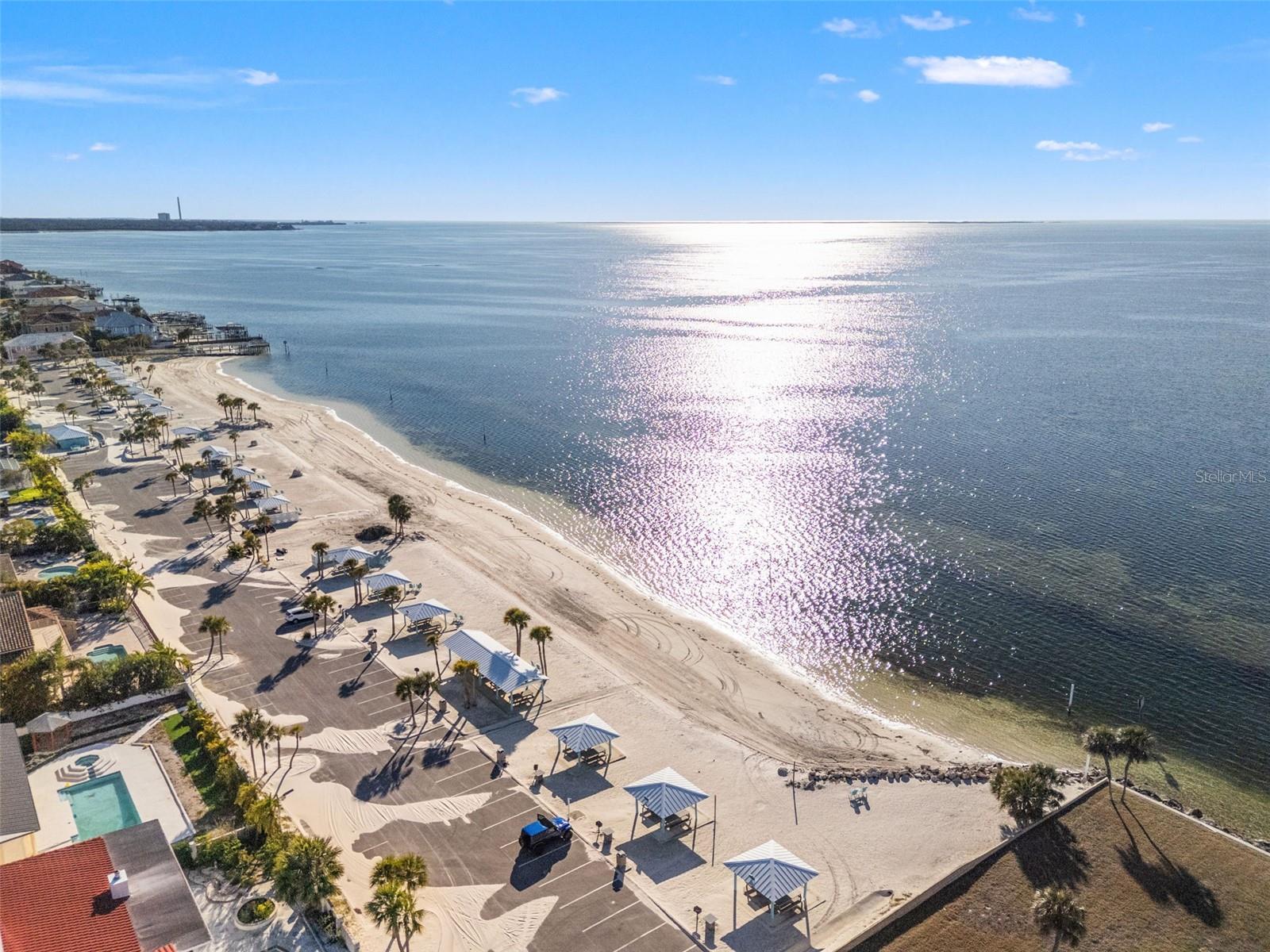 Gulf Harbors beach