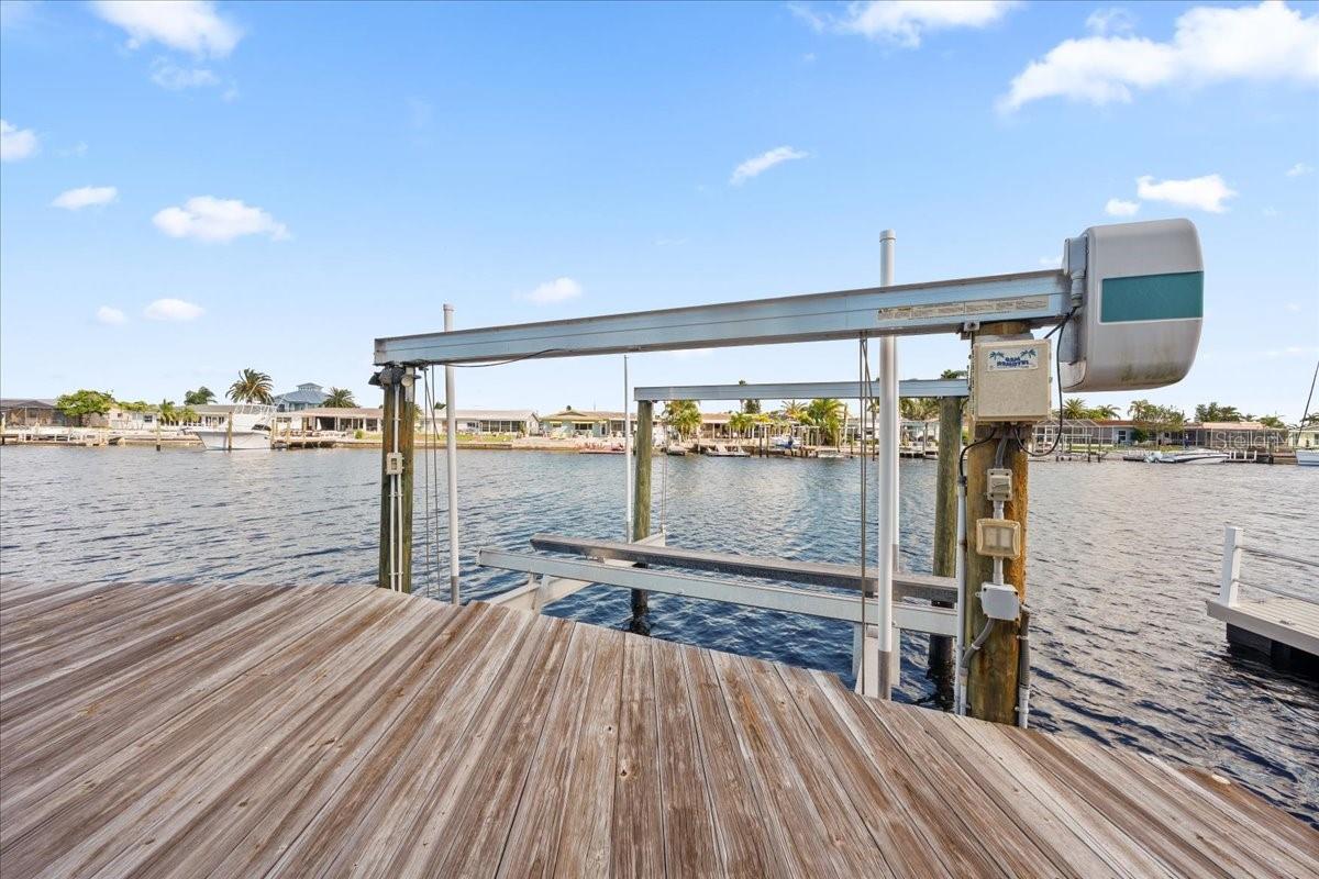 5448 PILOTS PLACE, New Port Richey, FL 34652 5448 PILOTS PLACE, New Port Richey, FL 34652
