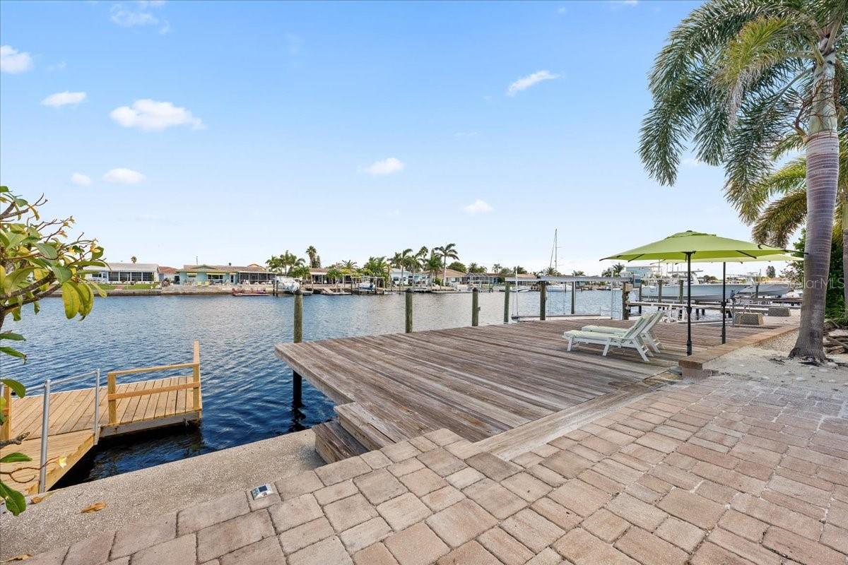 5448 PILOTS PLACE, New Port Richey, FL 34652