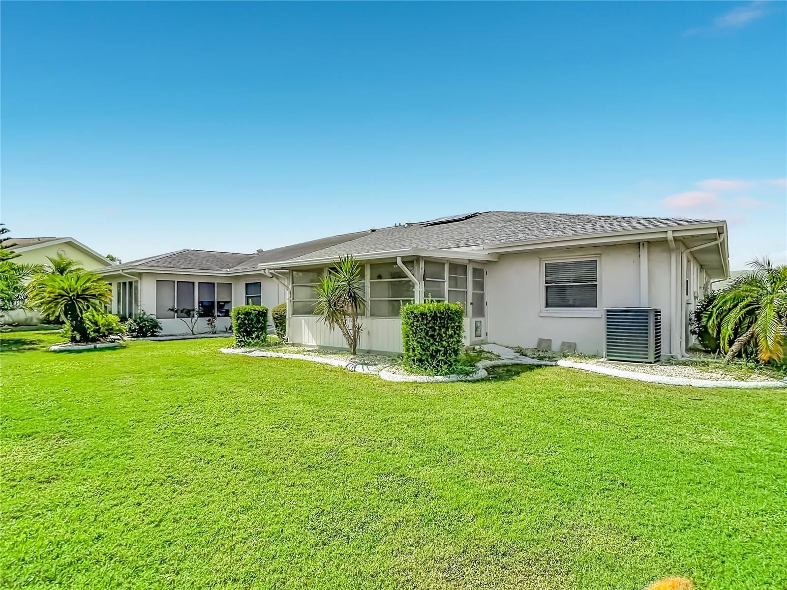 905 BLUEWATER DRIVE, Sun City Center, FL 33573
