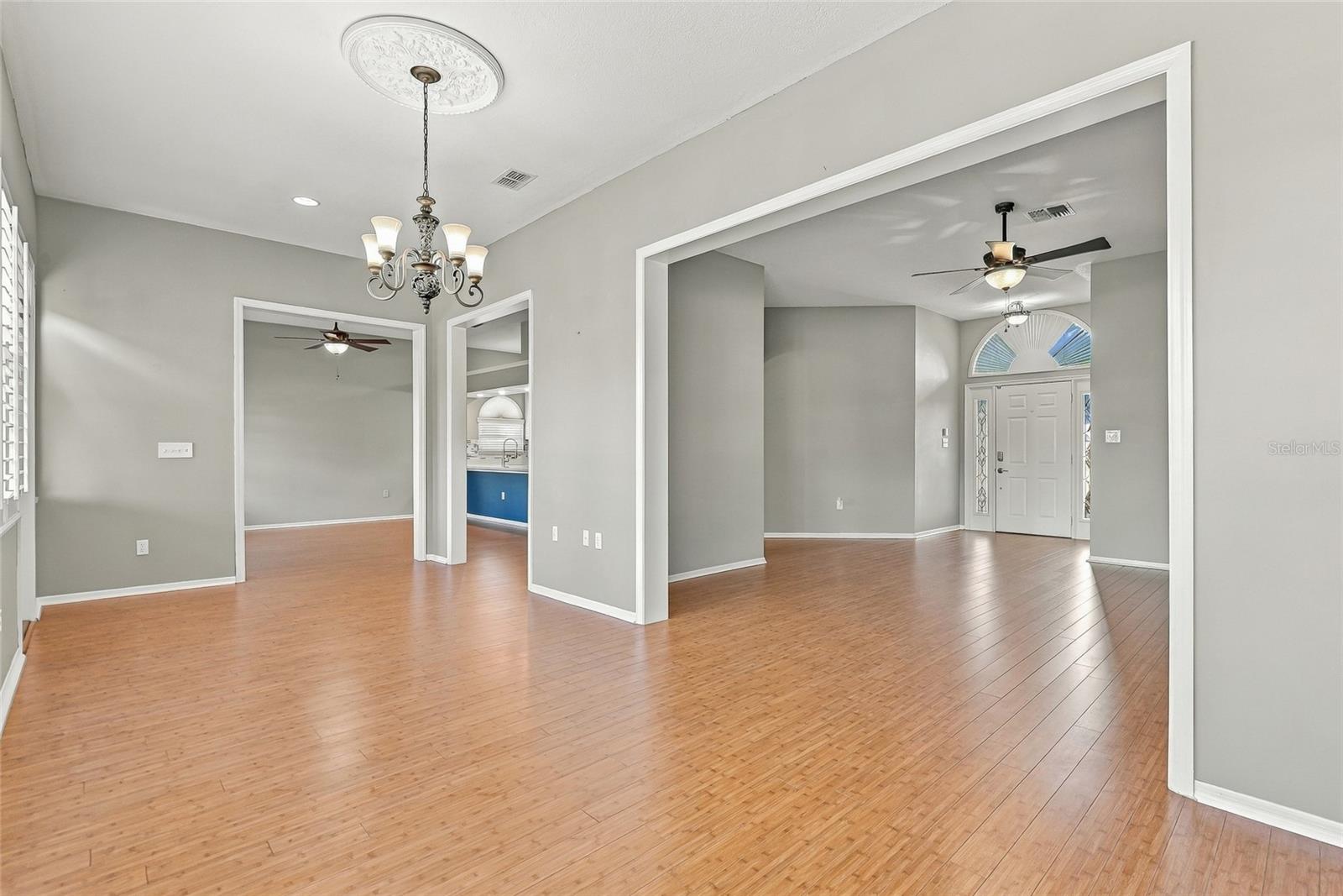5946 CHICKADEE DRIVE, Lakeland, FL 33809 5946 CHICKADEE DRIVE, Lakeland, FL 33809