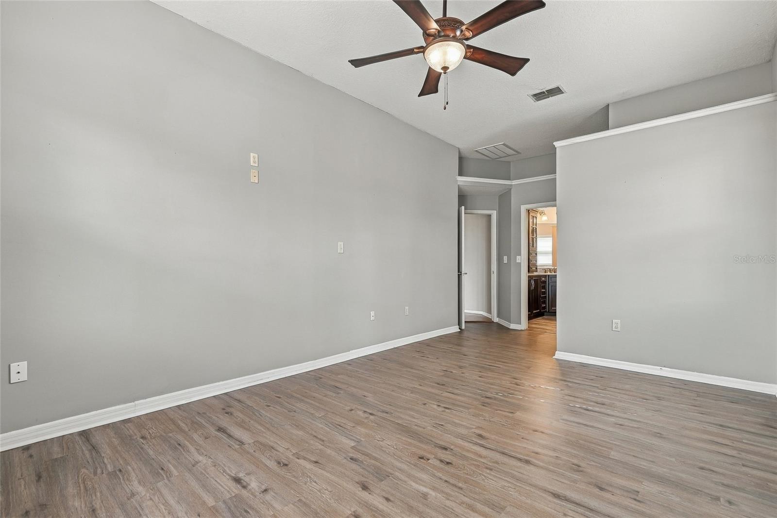 5946 CHICKADEE DRIVE, Lakeland, FL 33809