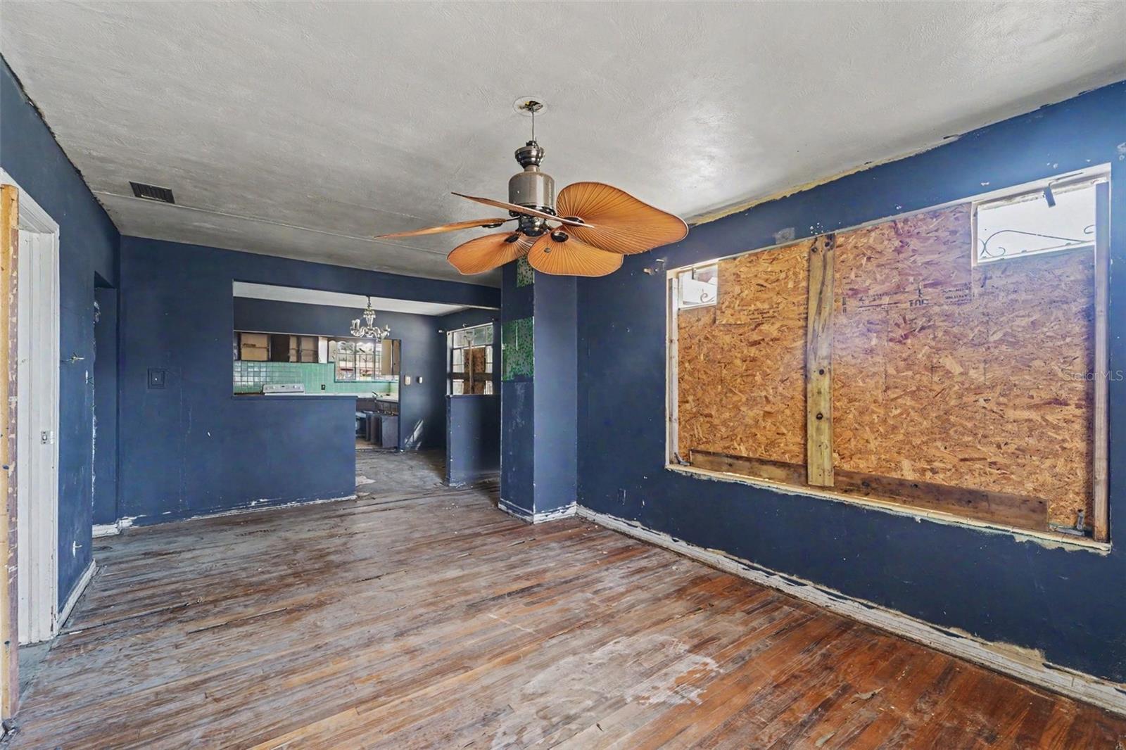 504 E EMILY STREET, Tampa, FL 33603
